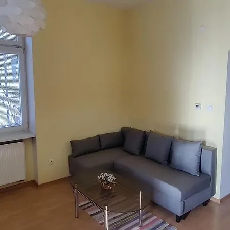 Bytik Kusok Od Stanice Vlaku Apartamento Bratislava