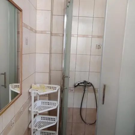 Bytik Kusok Od Stanice Vlaku * Bratislava
